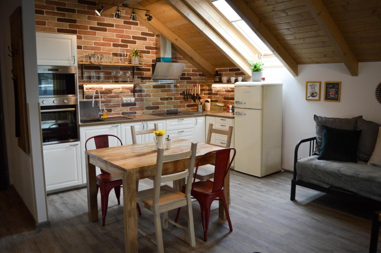 Apartmány Okrouhlá Nový Bor Exterior foto